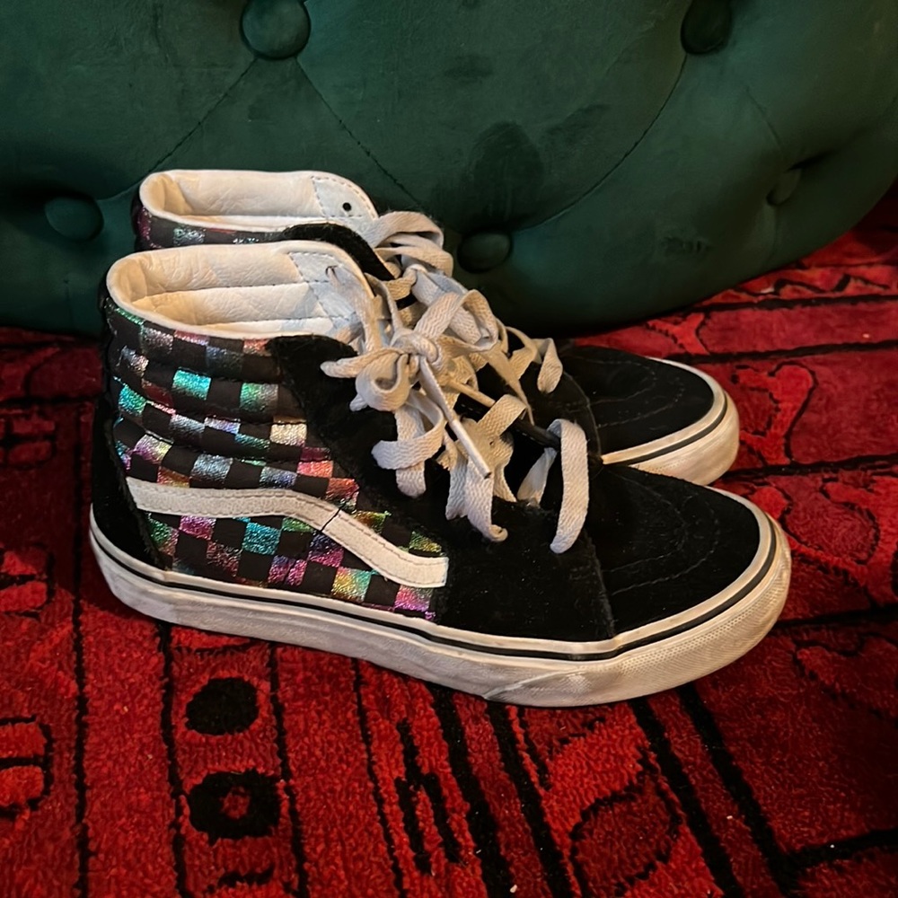 Vans kids checkered rainbow/shine big kid size 2.5 excellent used condition